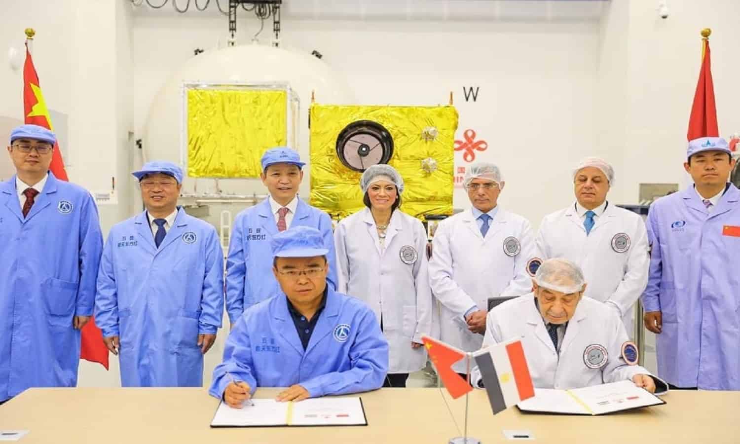 إنهاء أعمال تجميع واختبار القمر الصناعي Misr Sat 2 بالتعاون مع الصين
